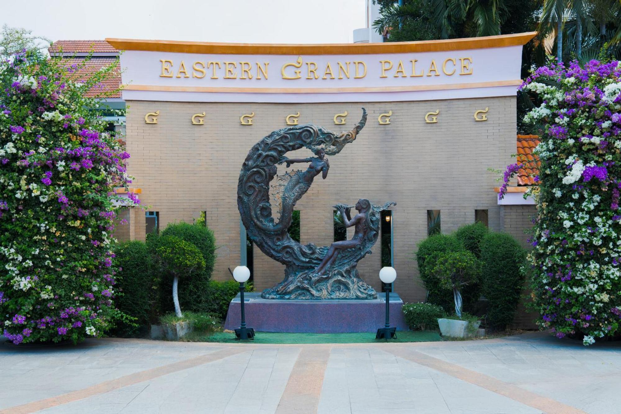 Eastern Grand Palace Pattaya Exterior foto